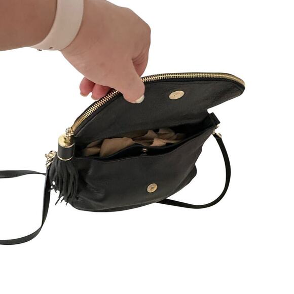 Michael Kors Bedford Flap Tassel Black Pebbled Leather Shoulder Bag Purse - Picture 8 of 16